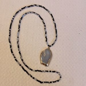 New precious heart stone shaped w/ beaded necklace